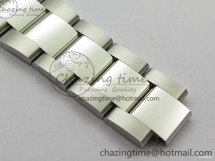 SS SS to Blue 9001 AIF on Bracelet A23J 326934 Sky-Dweller Dial 0201